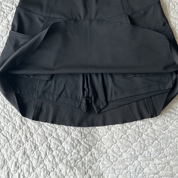 Lole Step Up Skort - Medium - Picture 7 of 8